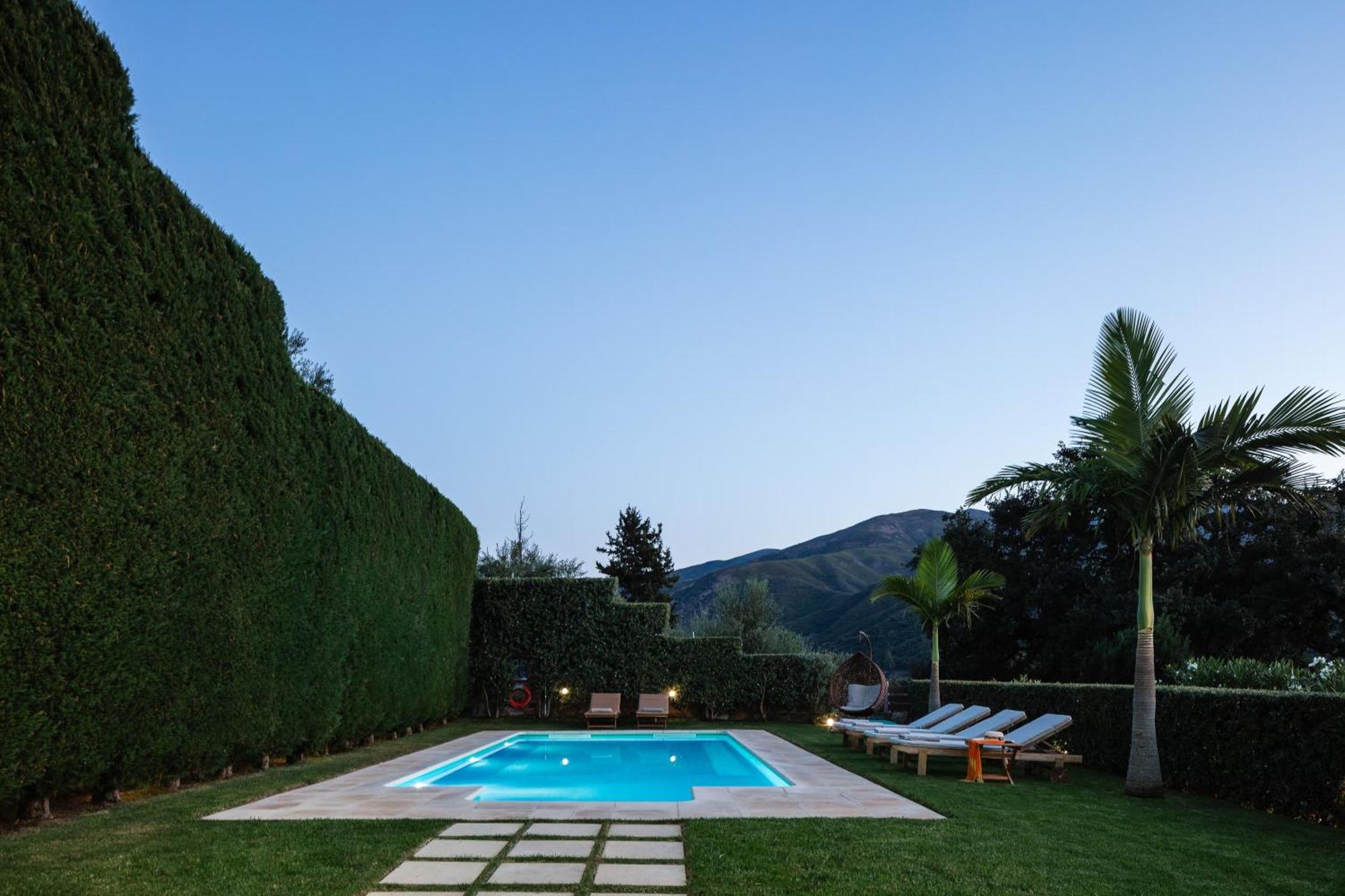 Villa Epimenidis House *