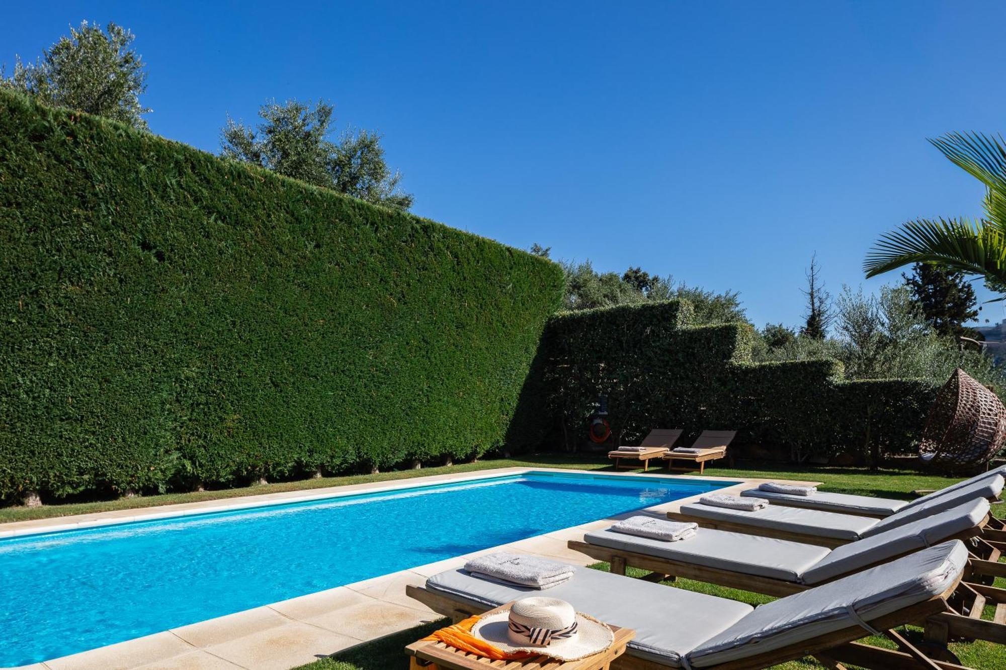 Epimenidis House *