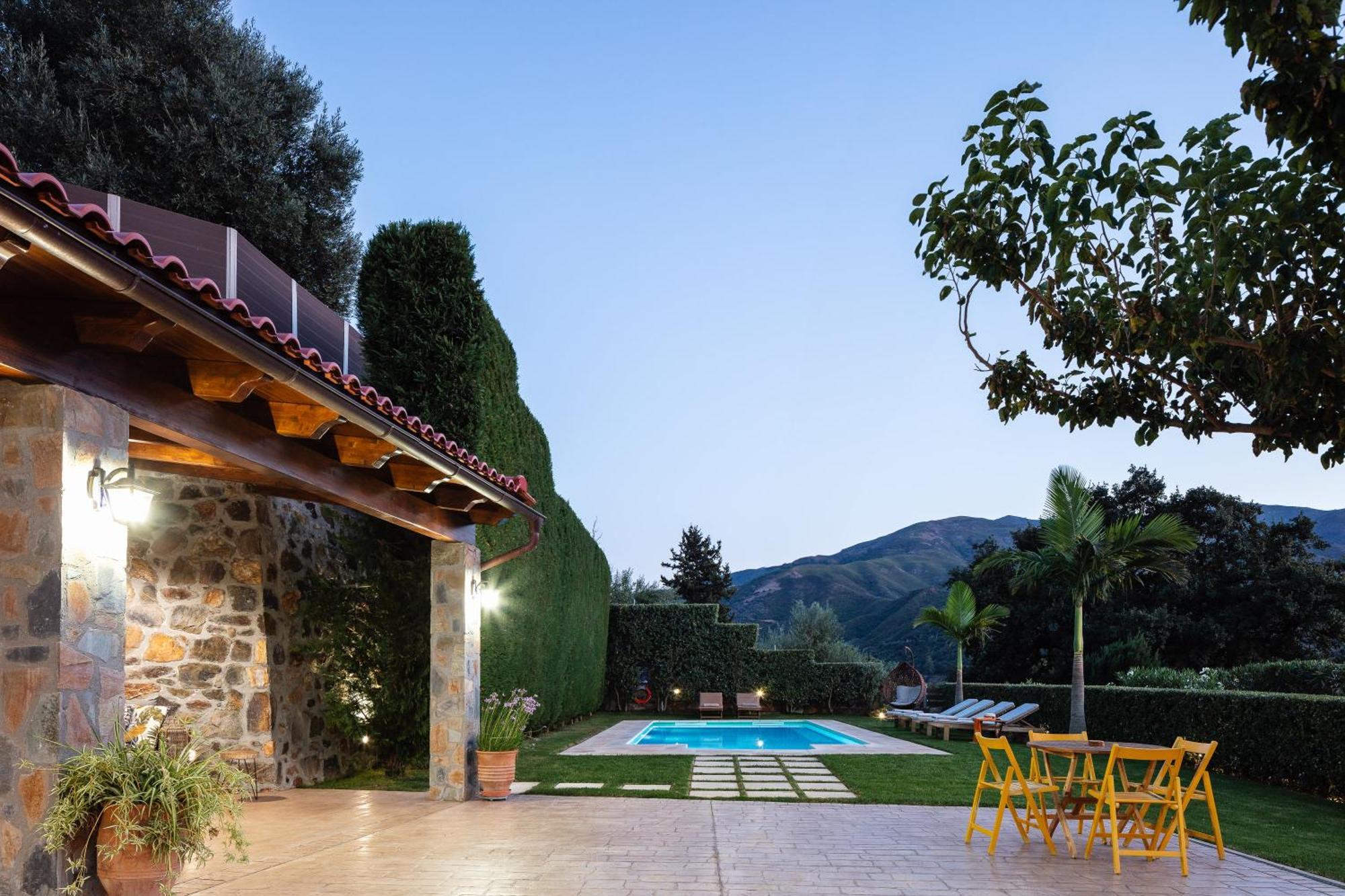 Epimenidis House Villa *