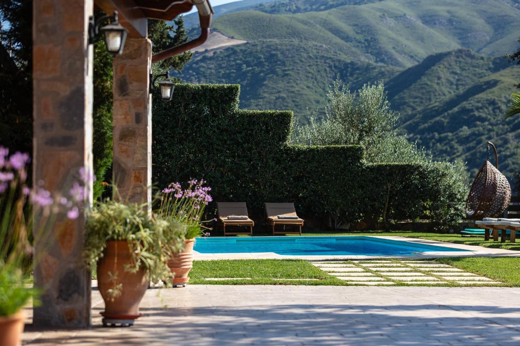 Epimenidis House *